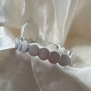 Silver Matte Disk Stretch Bracelet